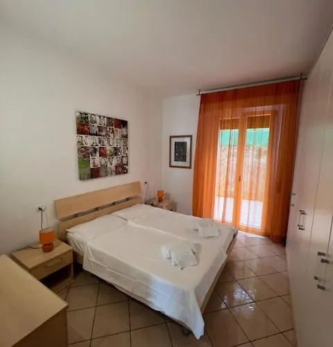 Daire Haus And Brenzone sul Garda